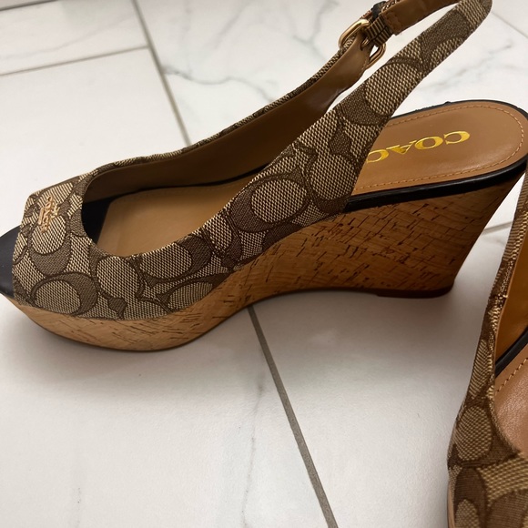 Coach sandals - Picture 5 of 12